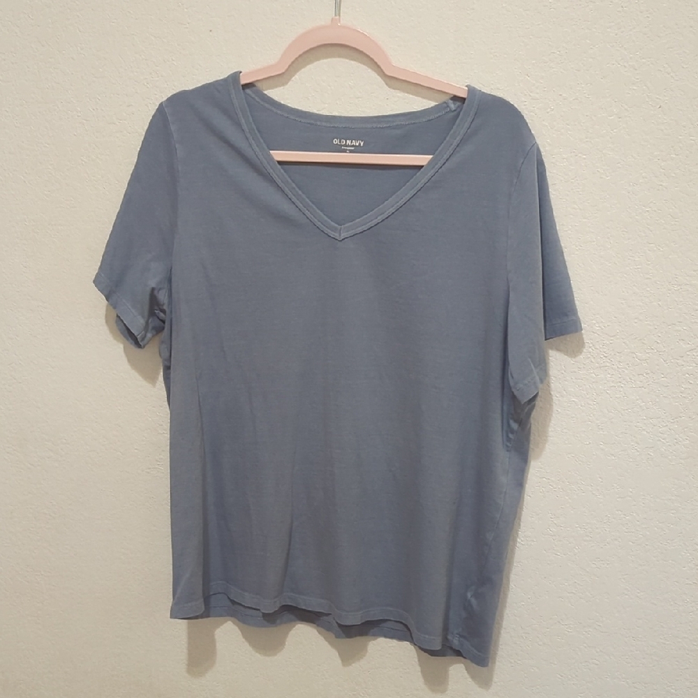 Short Sleeve V-Neck Tee